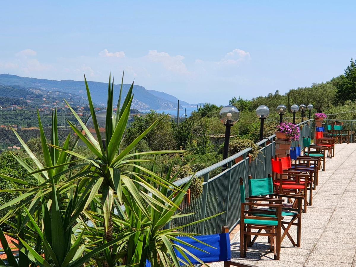 Agriturismo Monte Acuto - Natura, Mare & Relax In Piscina Toirano Zewnętrze zdjęcie