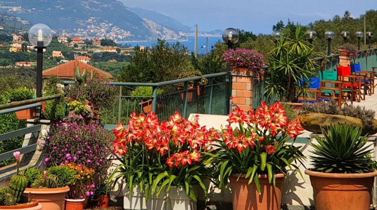 Agriturismo Monte Acuto - Natura, Mare & Relax In Piscina Toirano Zewnętrze zdjęcie