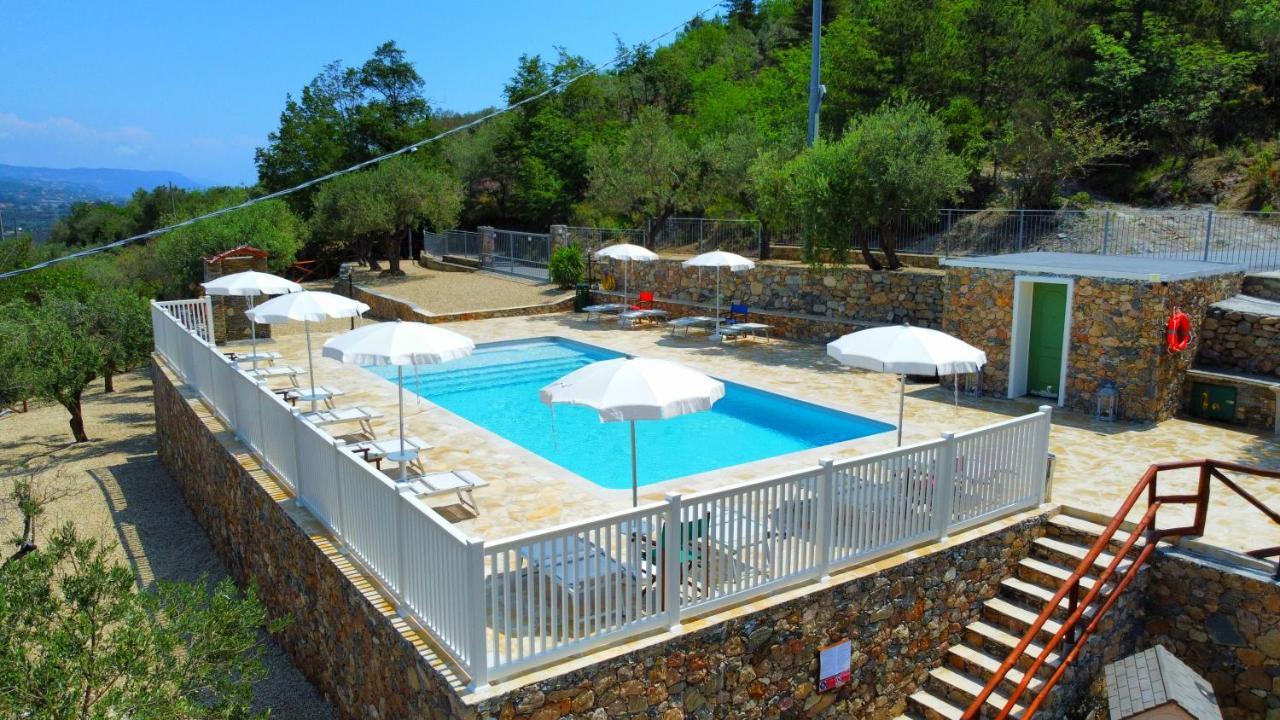 Agriturismo Monte Acuto - Natura, Mare & Relax In Piscina Toirano Zewnętrze zdjęcie